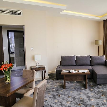 The Town Hotel Doha Ngoại thất bức ảnh