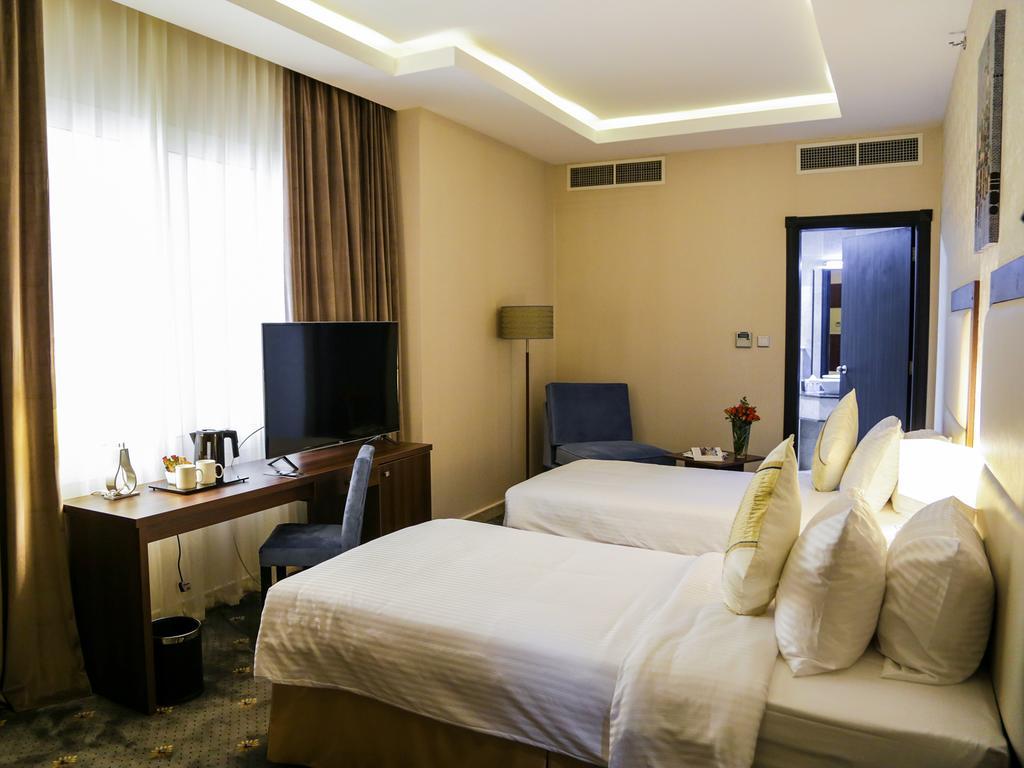 The Town Hotel Doha Ngoại thất bức ảnh