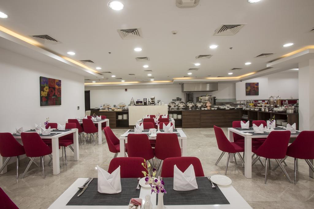 The Town Hotel Doha Ngoại thất bức ảnh