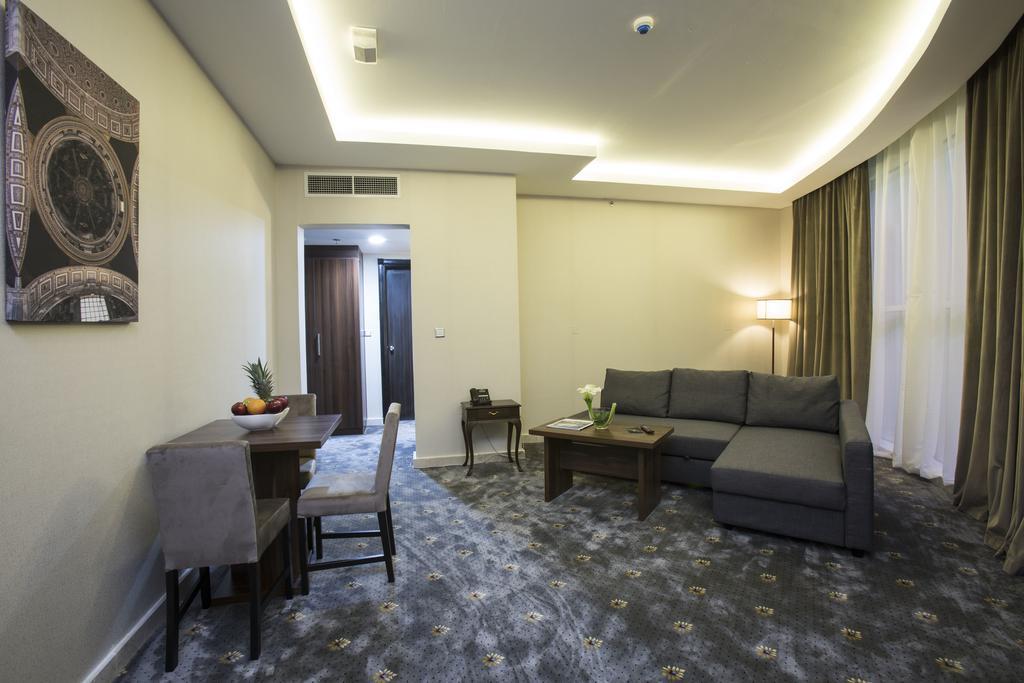 The Town Hotel Doha Ngoại thất bức ảnh