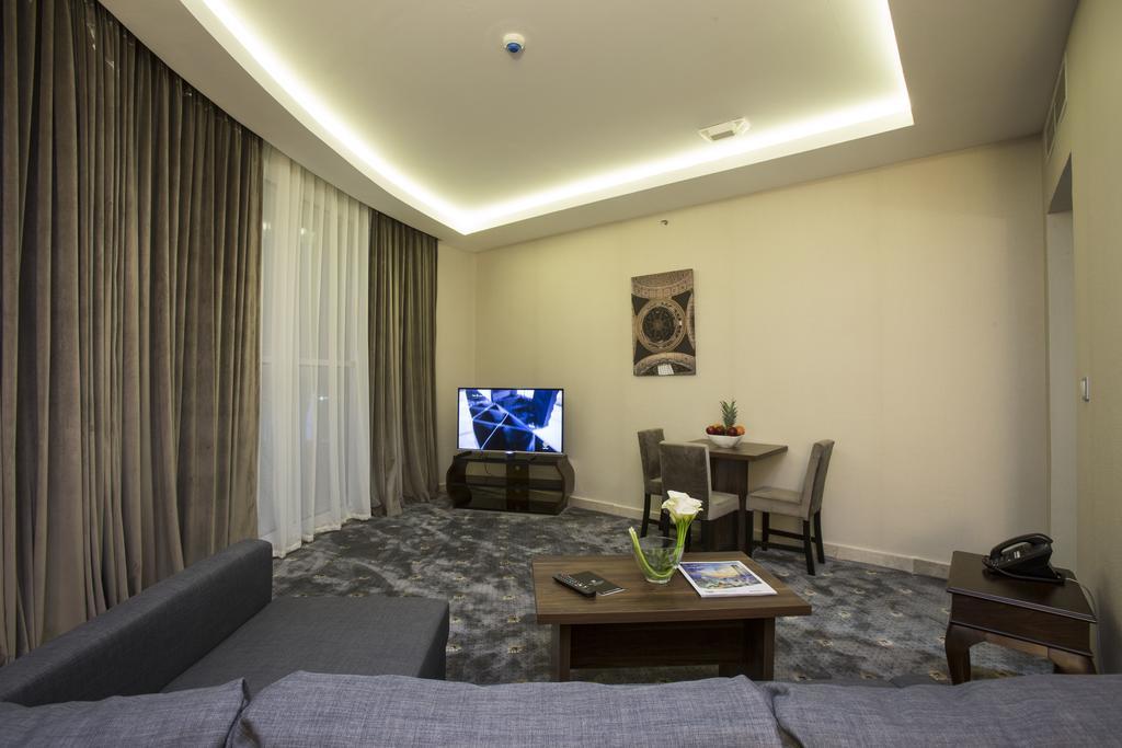 The Town Hotel Doha Ngoại thất bức ảnh