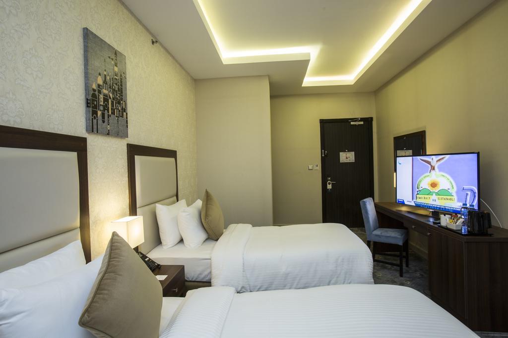 The Town Hotel Doha Ngoại thất bức ảnh